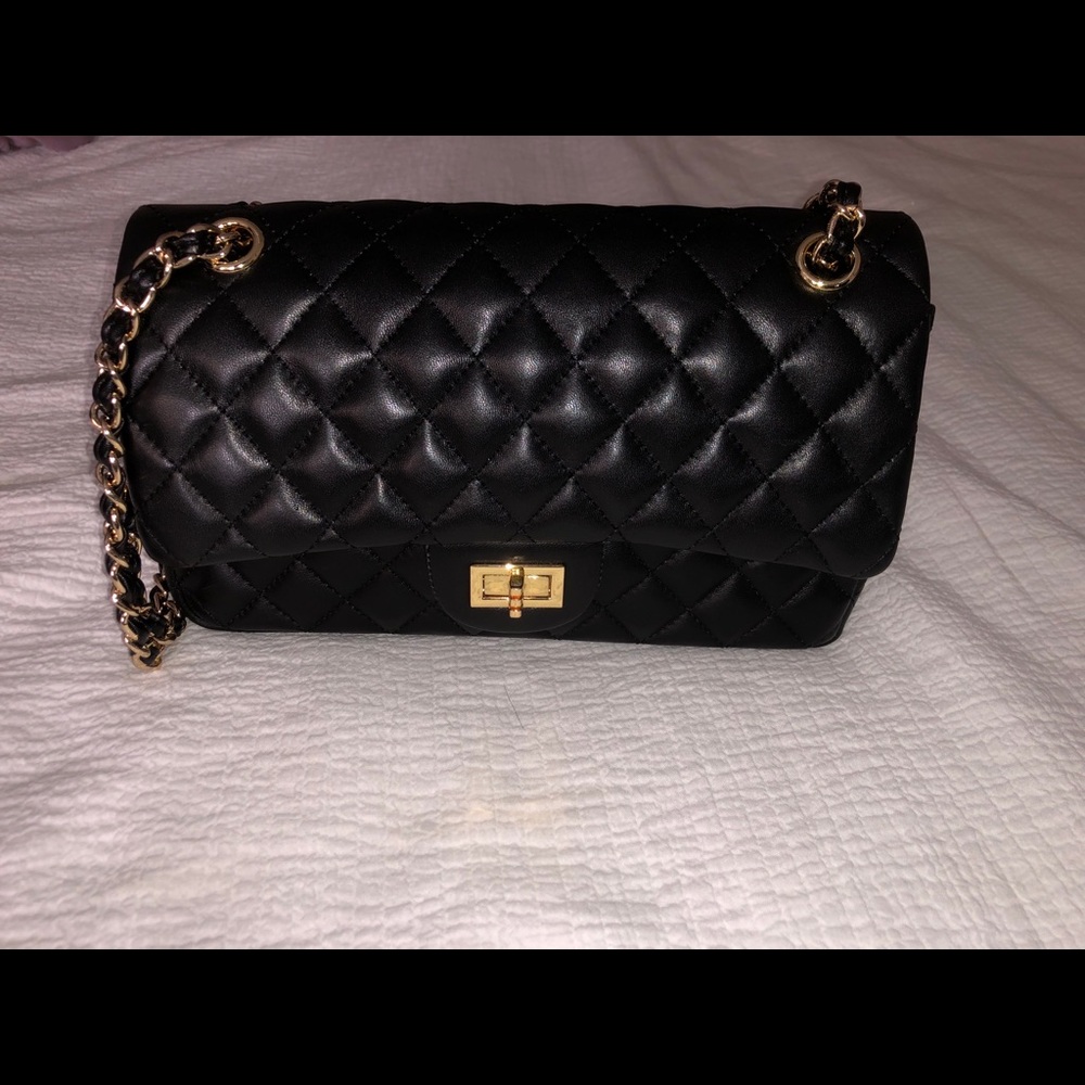 Black leather purse